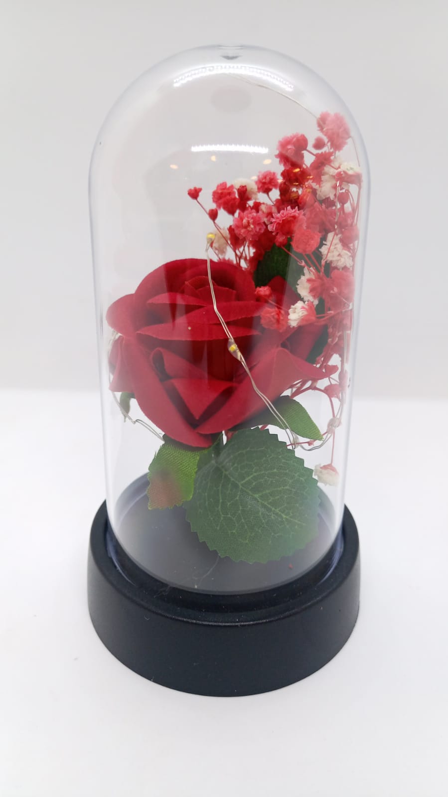 ROSA ARTIFICIAL CON BOUQUET EN CÚPULA CON LUZ LED  9X9X15 - JBL0069