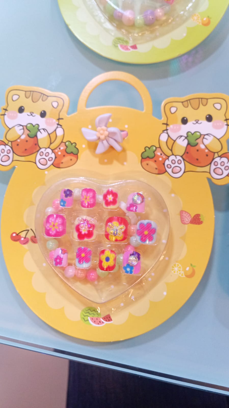 UÑAS POSTIZAS AUTOADHESIVAS 12 PIEZAS CON ANILLO + PULSERA  - EMPAQUE GATICO - FAN-537 - Imagen 1