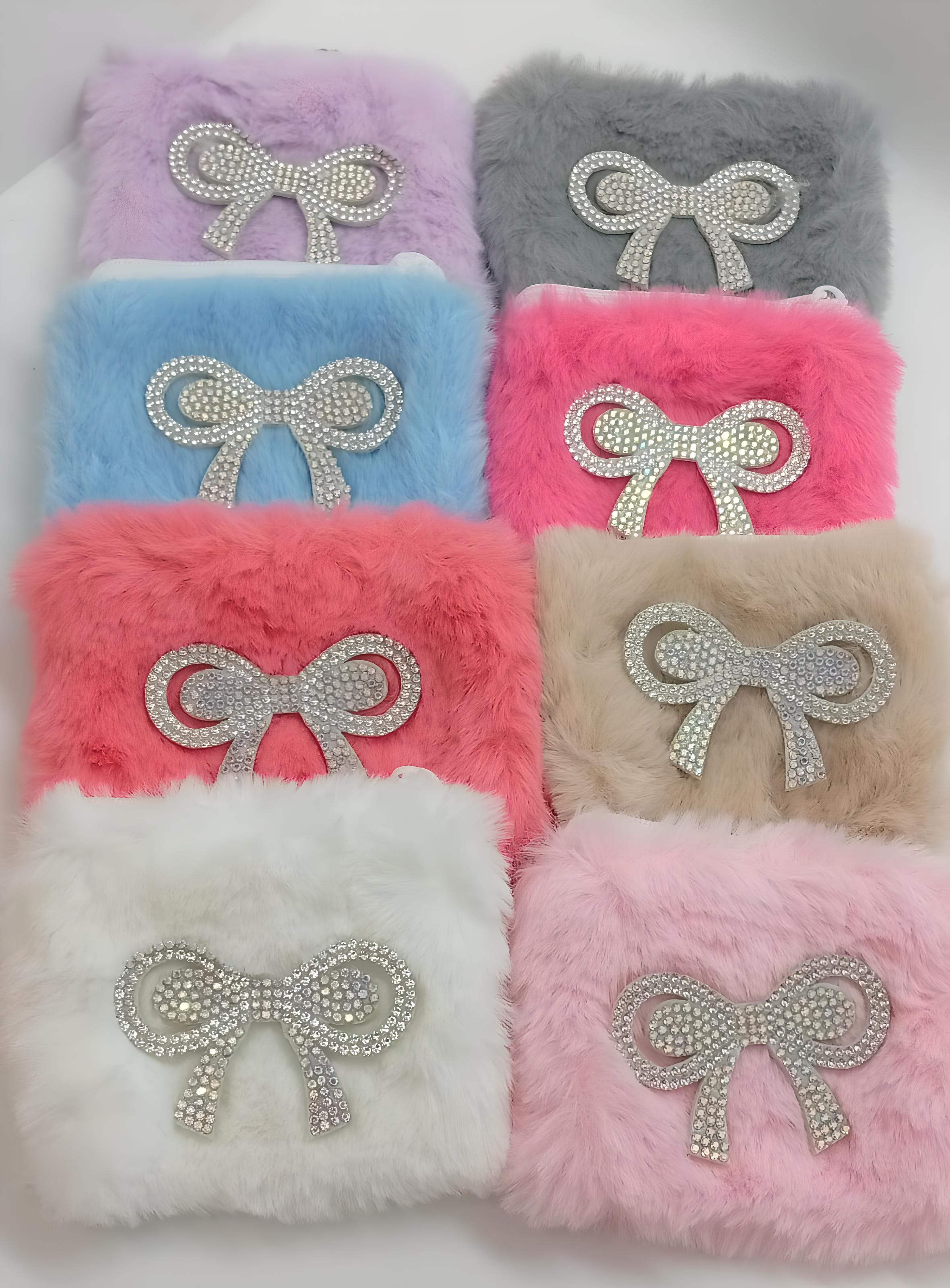 MONEDEROS DE PELUCHE CON LAZO BRILLANTE ZJ223376 - Imagen 1