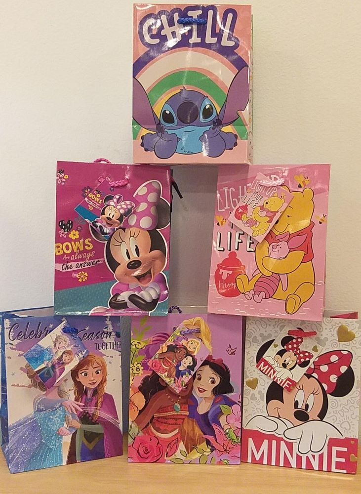 BOLSAS DE REGALO PERSONAJES DE PELICULA - 12X16 - 1002-001 - Imagen 1