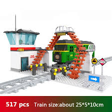 ESTACIÓN DE TREN ARMABLE  517 PIEZAS  -  25810 - Imagen 2