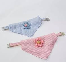 COLLAR MASCOTA PAÑOLETA CON FLOR (APLIQUE) PEQUEÑA  -  ZJ231708 - Imagen 1